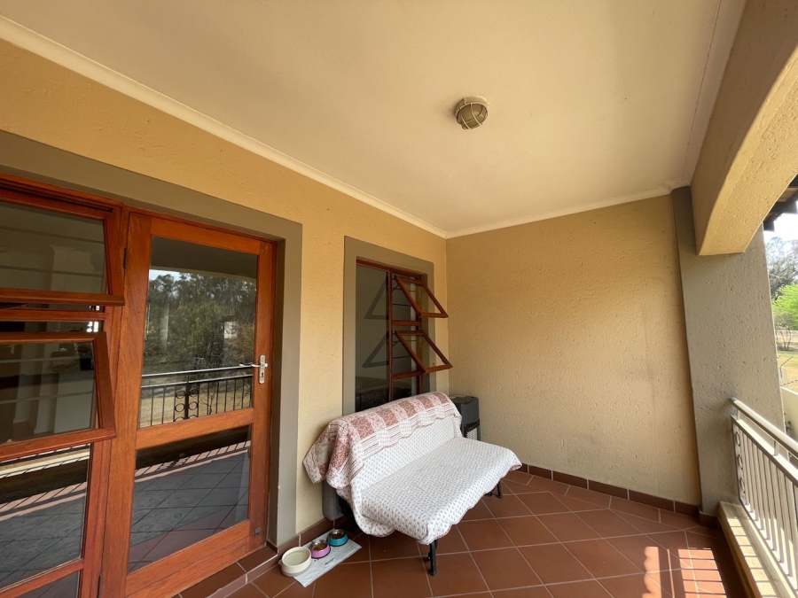 2 Bedroom Property for Sale in Bryanston Gauteng