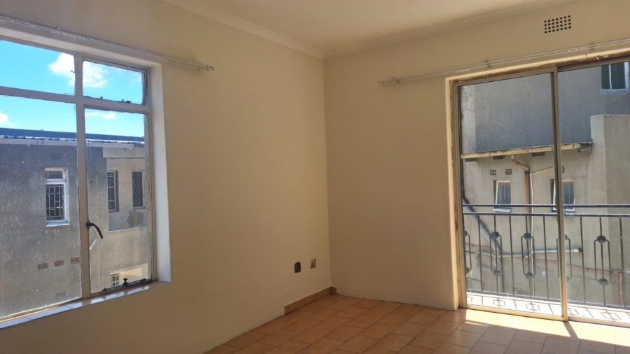 To Let 2 Bedroom Property for Rent in Orange Grove Gauteng