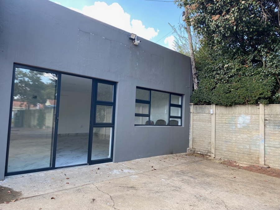 To Let Commercial Property for Rent in Parkmore Gauteng