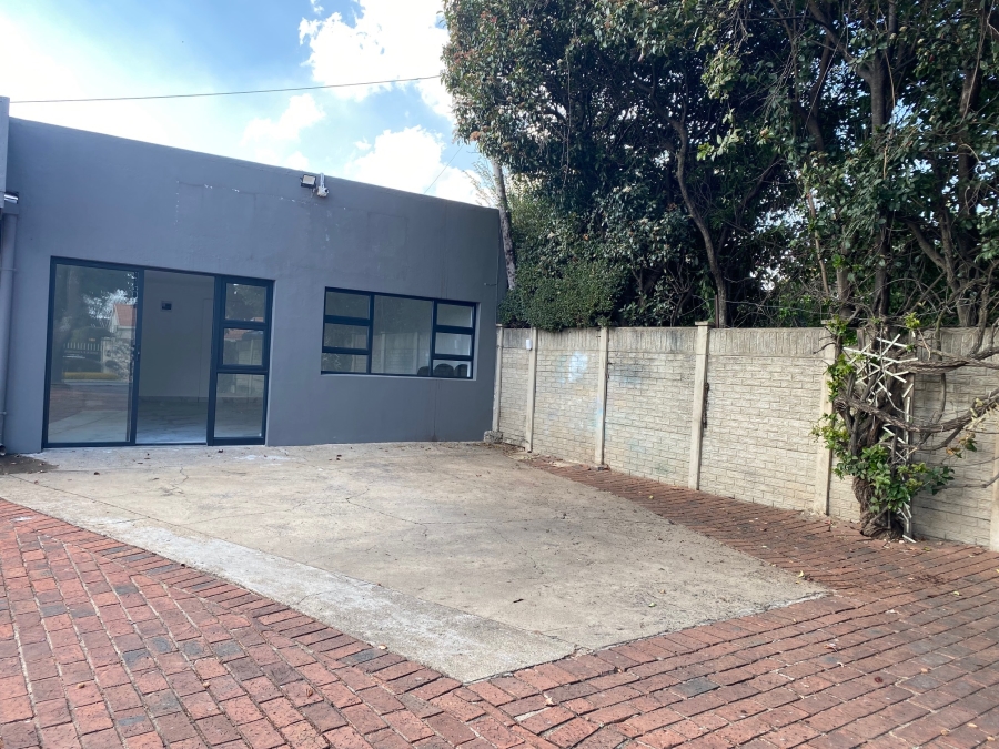 To Let Commercial Property for Rent in Parkmore Gauteng