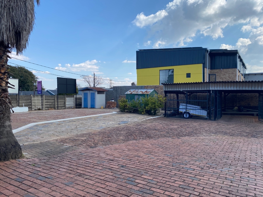 To Let Commercial Property for Rent in Parkmore Gauteng