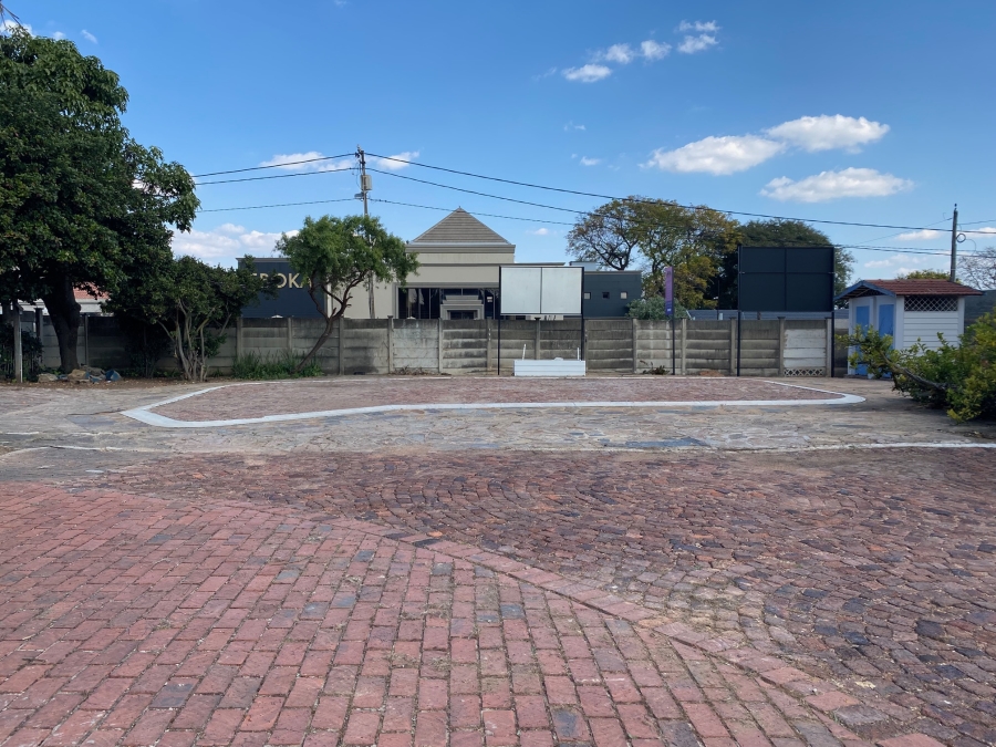 To Let Commercial Property for Rent in Parkmore Gauteng