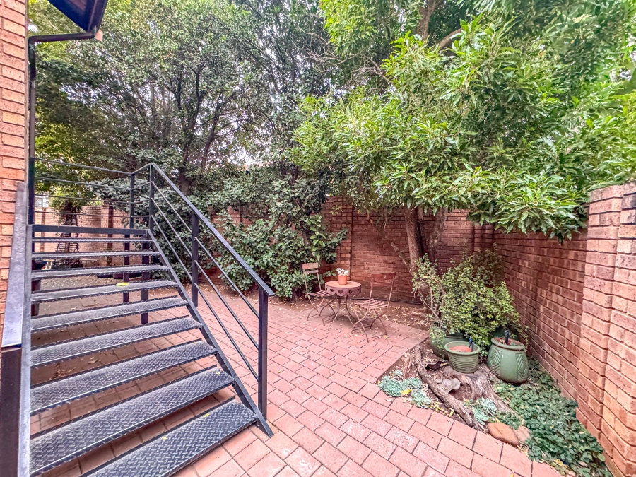 To Let 2 Bedroom Property for Rent in Silver Lakes Golf Estate Gauteng