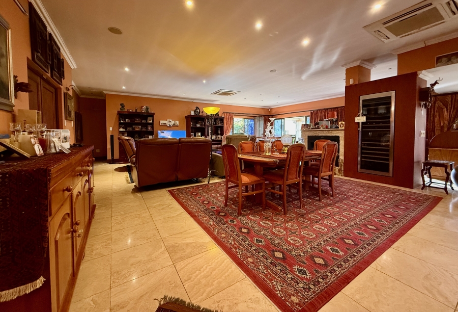 2 Bedroom Property for Sale in The Retreat Gauteng