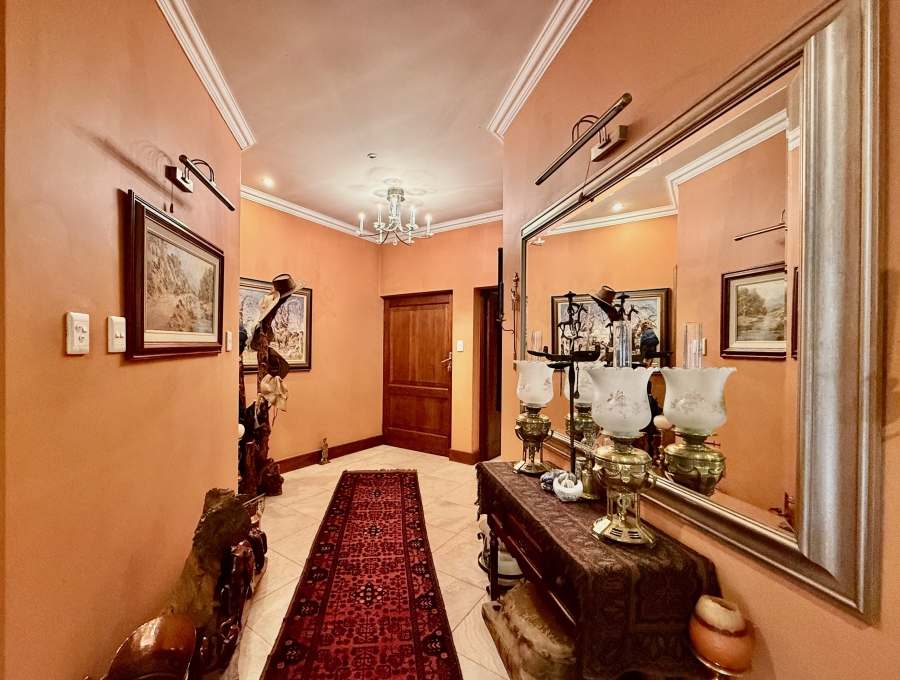 2 Bedroom Property for Sale in The Retreat Gauteng