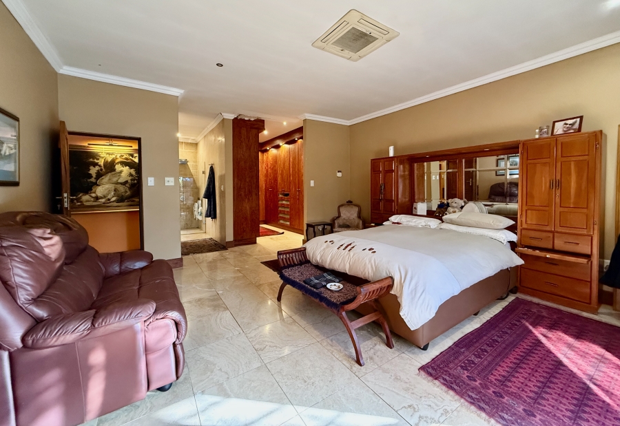 2 Bedroom Property for Sale in The Retreat Gauteng