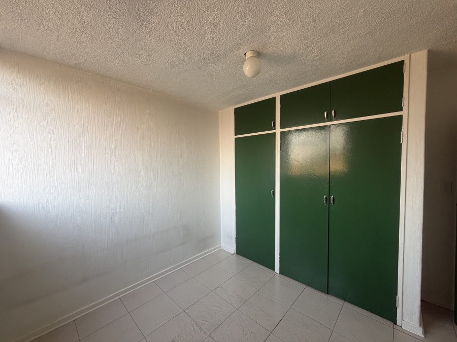 To Let 2 Bedroom Property for Rent in Erasmia Gauteng