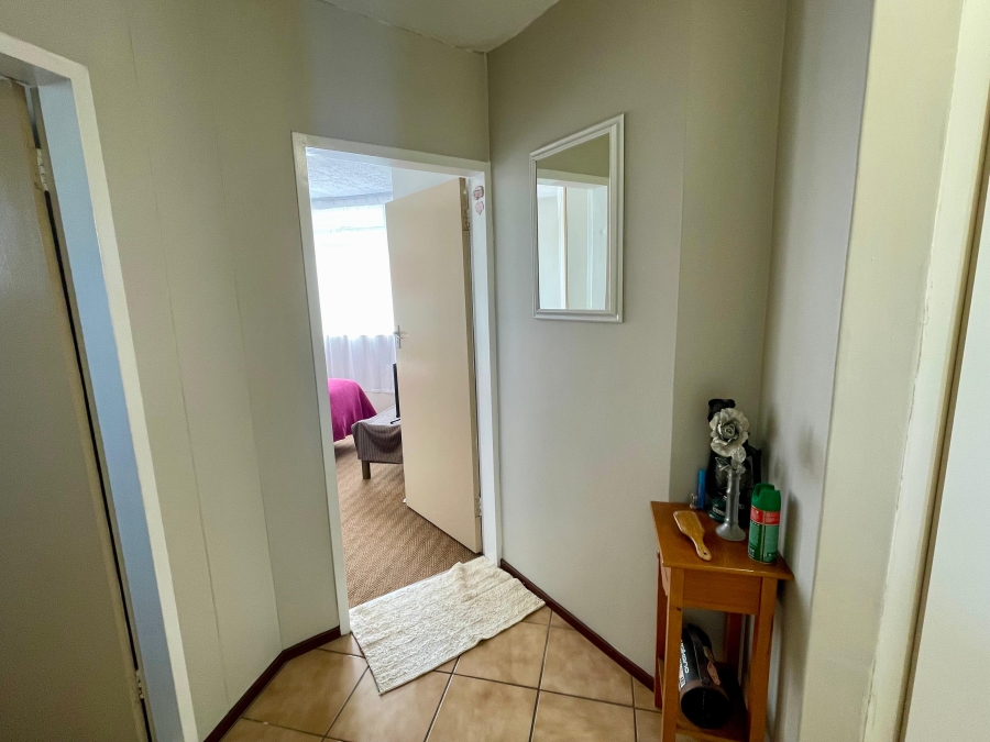 2 Bedroom Property for Sale in Queenswood Gauteng