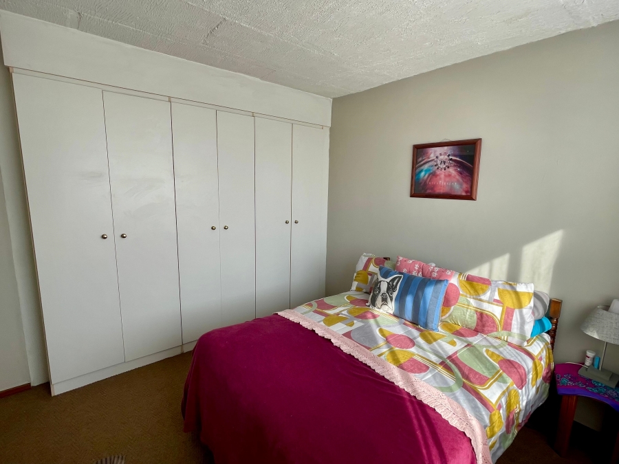 2 Bedroom Property for Sale in Queenswood Gauteng