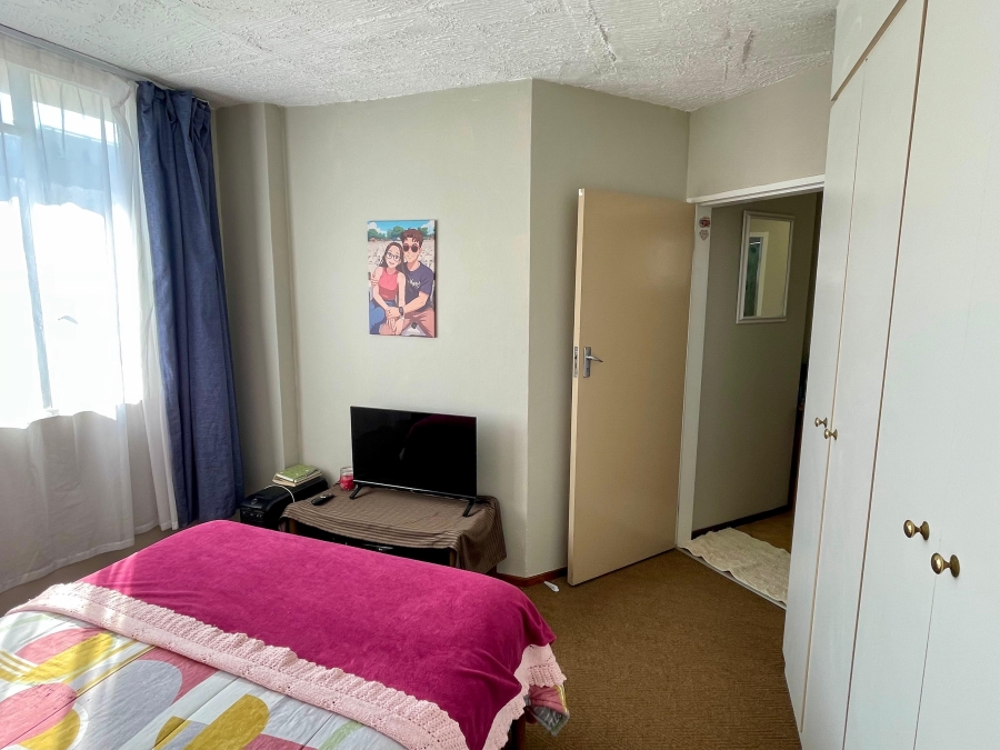 2 Bedroom Property for Sale in Queenswood Gauteng