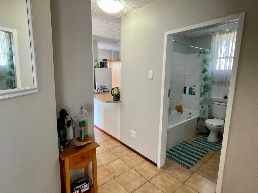 2 Bedroom Property for Sale in Queenswood Gauteng