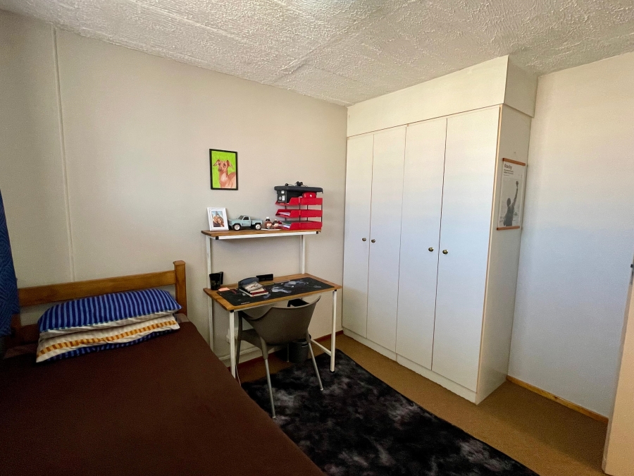 2 Bedroom Property for Sale in Queenswood Gauteng