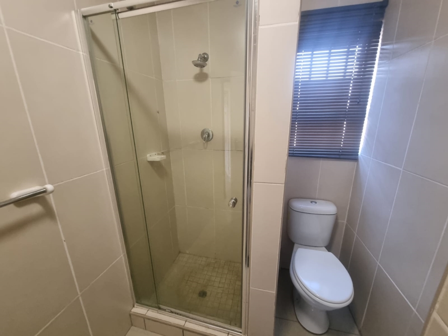 To Let 2 Bedroom Property for Rent in Mulbarton Gauteng