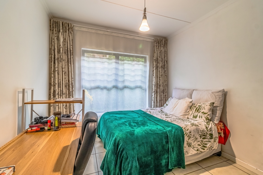 3 Bedroom Property for Sale in Oakdene Gauteng