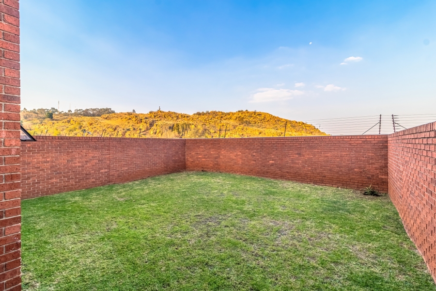 3 Bedroom Property for Sale in Oakdene Gauteng