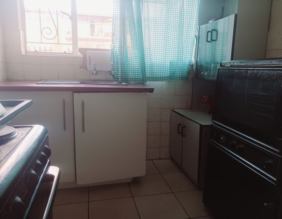 2 Bedroom Property for Sale in Windsor East Gauteng