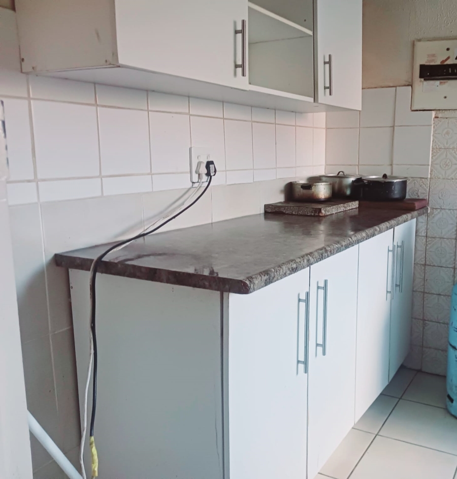 2 Bedroom Property for Sale in Windsor East Gauteng
