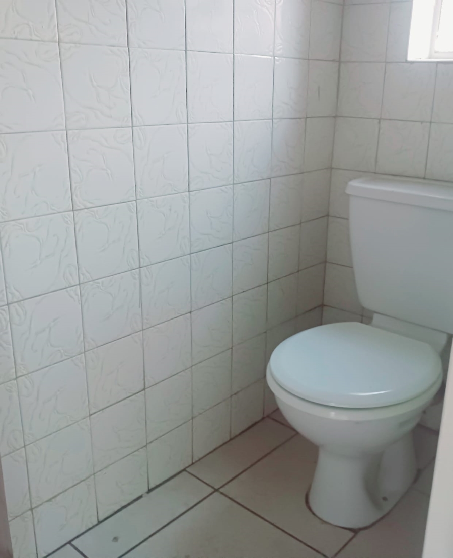 2 Bedroom Property for Sale in Windsor West Gauteng