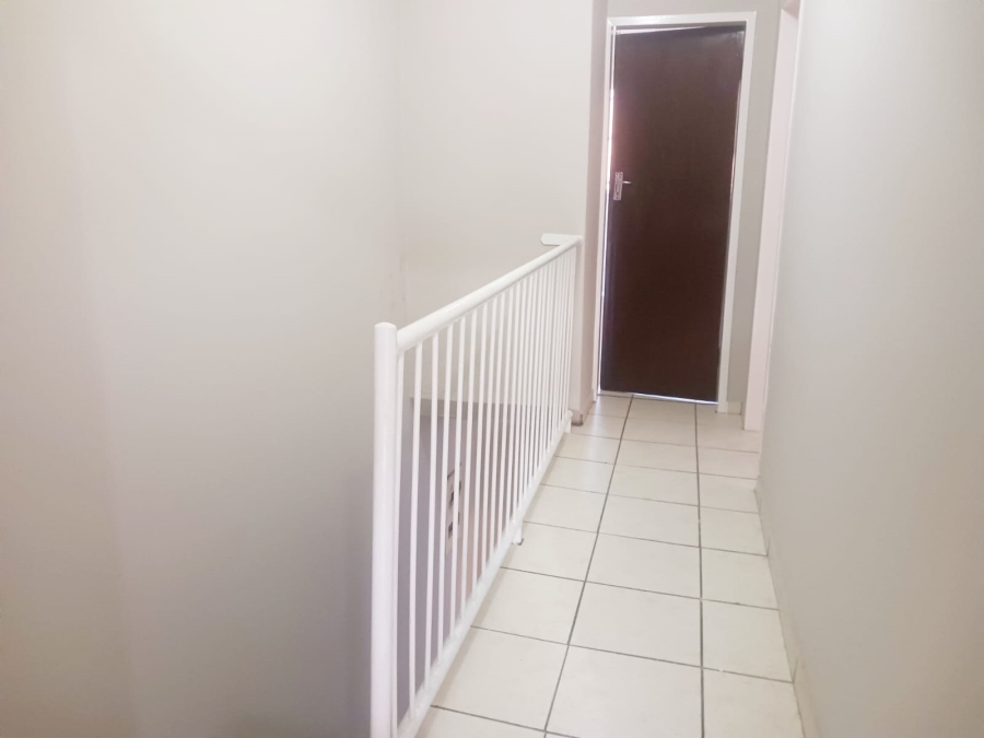 2 Bedroom Property for Sale in Windsor West Gauteng