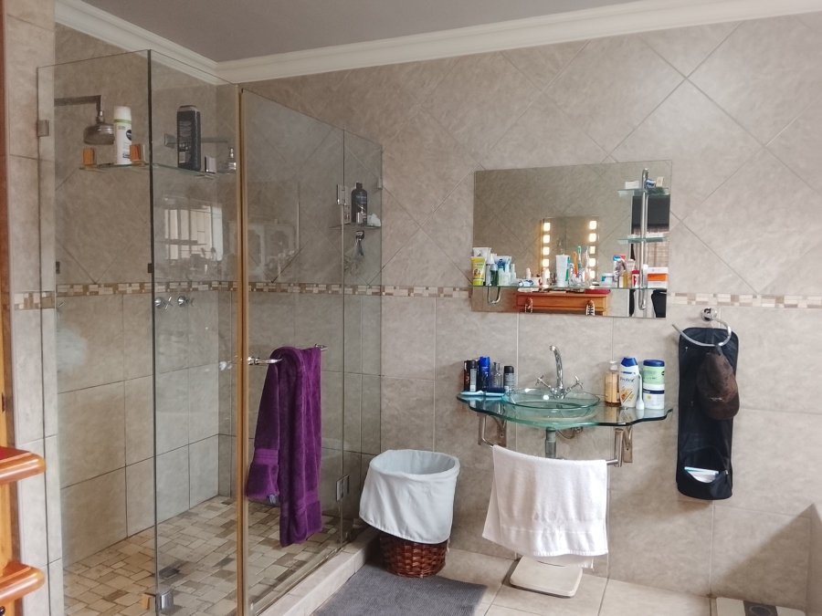4 Bedroom Property for Sale in Vanderbijlpark SE 2 Gauteng