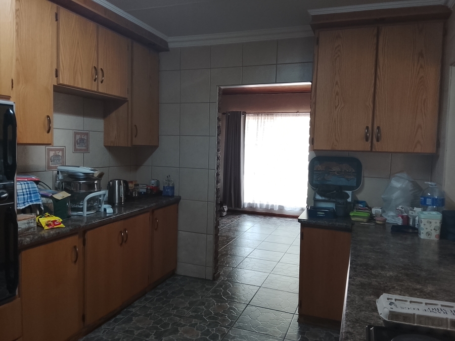 4 Bedroom Property for Sale in Vanderbijlpark SE 2 Gauteng