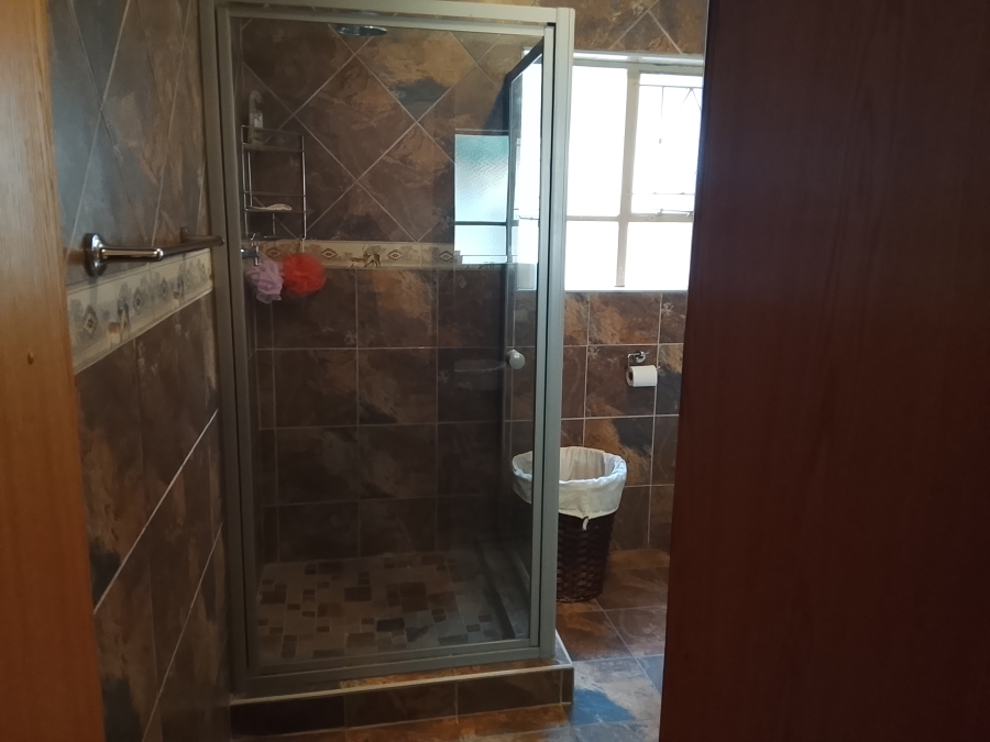4 Bedroom Property for Sale in Vanderbijlpark SE 2 Gauteng