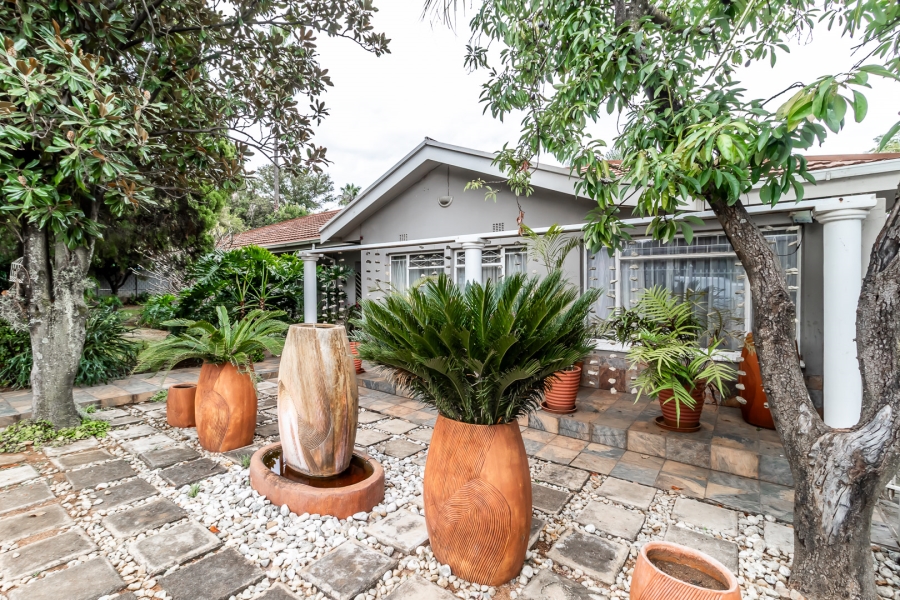 3 Bedroom Property for Sale in East Lynne Gauteng
