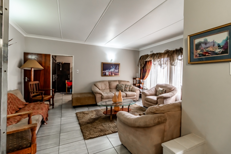 3 Bedroom Property for Sale in East Lynne Gauteng