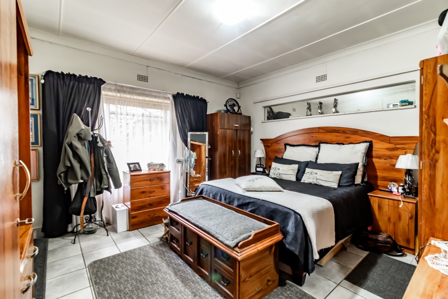 3 Bedroom Property for Sale in East Lynne Gauteng