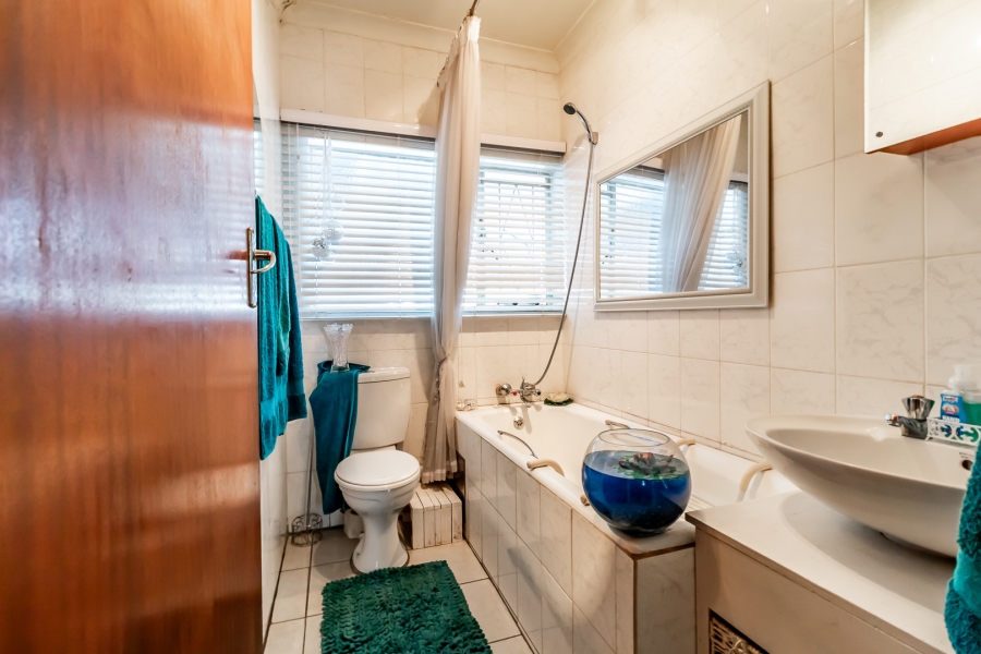 3 Bedroom Property for Sale in East Lynne Gauteng