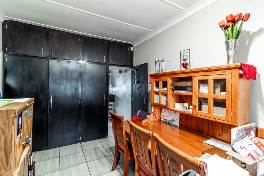 3 Bedroom Property for Sale in East Lynne Gauteng