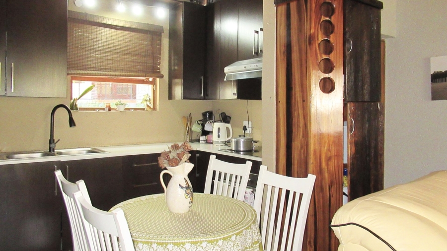 2 Bedroom Property for Sale in Sharonlea Gauteng