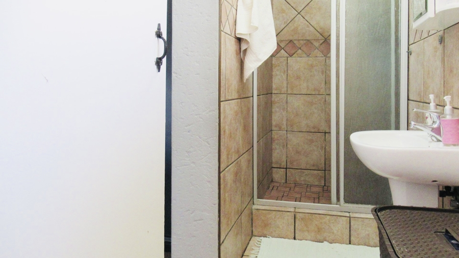 2 Bedroom Property for Sale in Sharonlea Gauteng