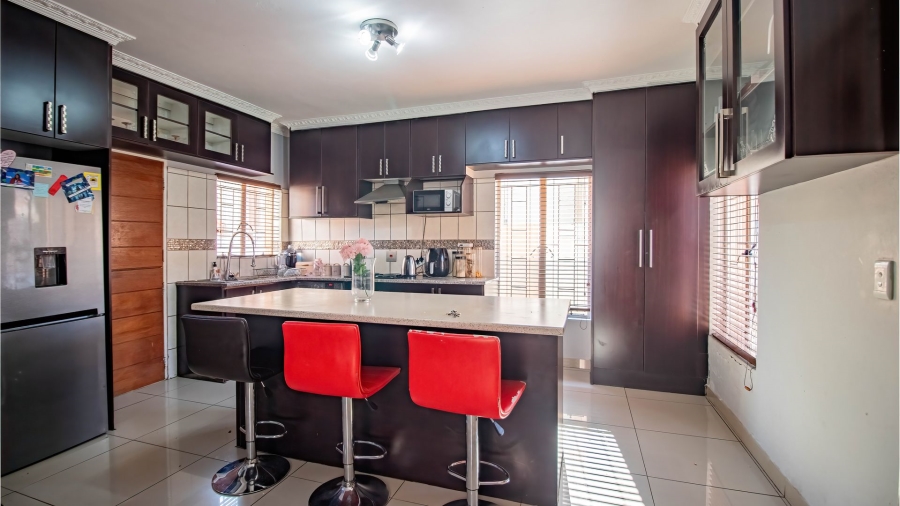 3 Bedroom Property for Sale in Birch Acres Gauteng