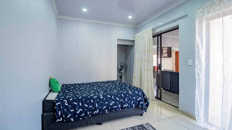 3 Bedroom Property for Sale in Birch Acres Gauteng