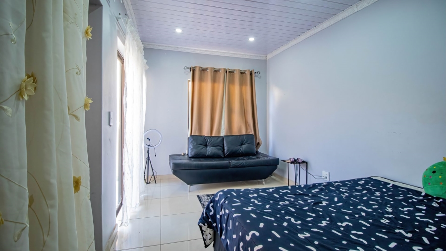 3 Bedroom Property for Sale in Birch Acres Gauteng