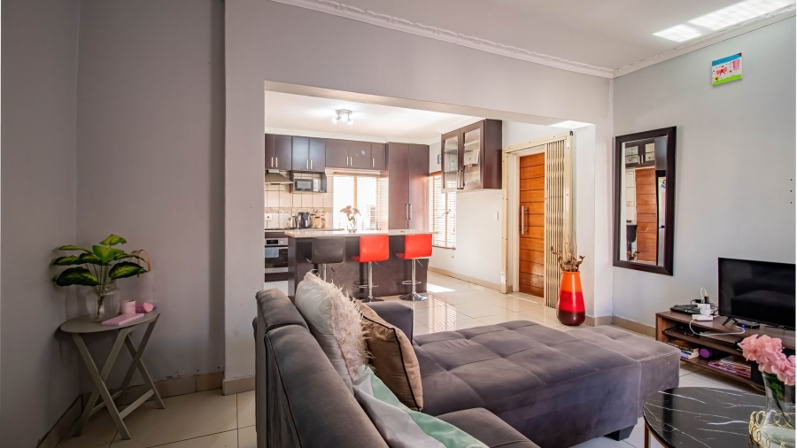 3 Bedroom Property for Sale in Birch Acres Gauteng