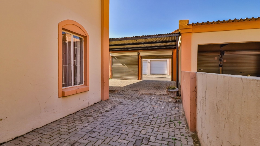 3 Bedroom Property for Sale in Birch Acres Gauteng
