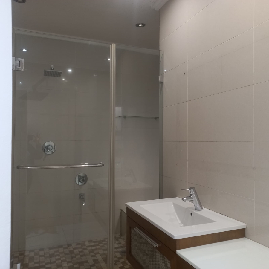 3 Bedroom Property for Sale in Highlands North Gauteng