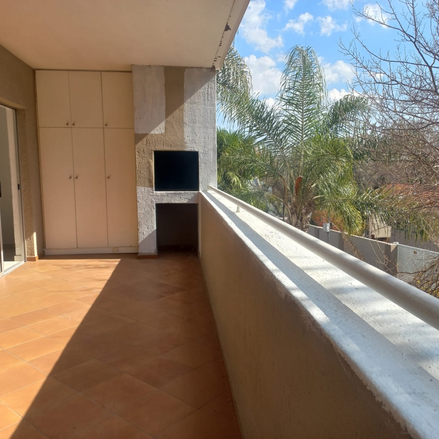 3 Bedroom Property for Sale in Highlands North Gauteng