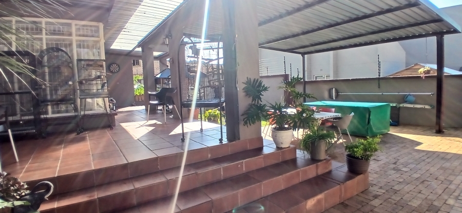 3 Bedroom Property for Sale in New Redruth Gauteng