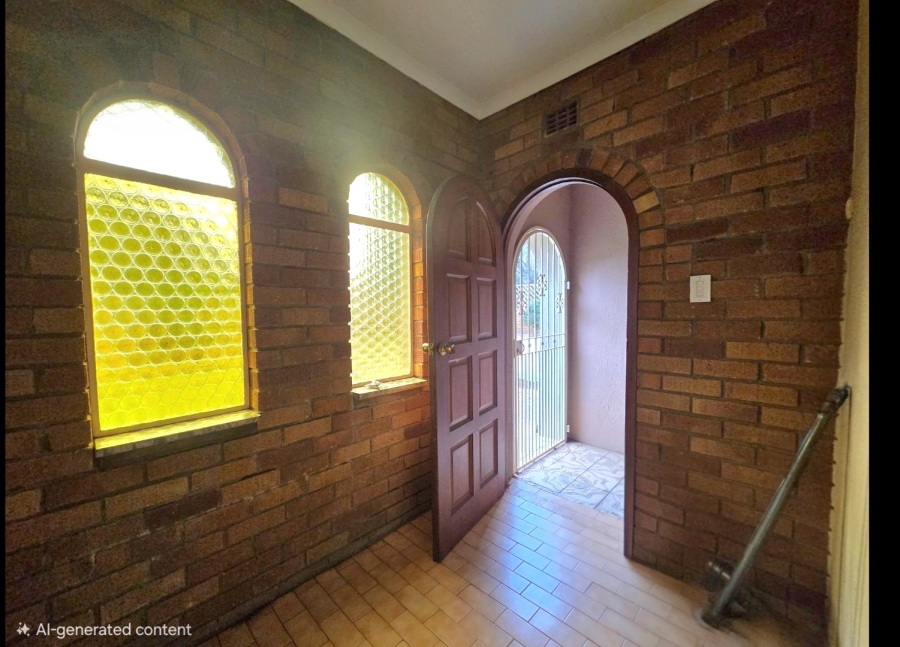 5 Bedroom Property for Sale in Albemarle Ext 2 Gauteng