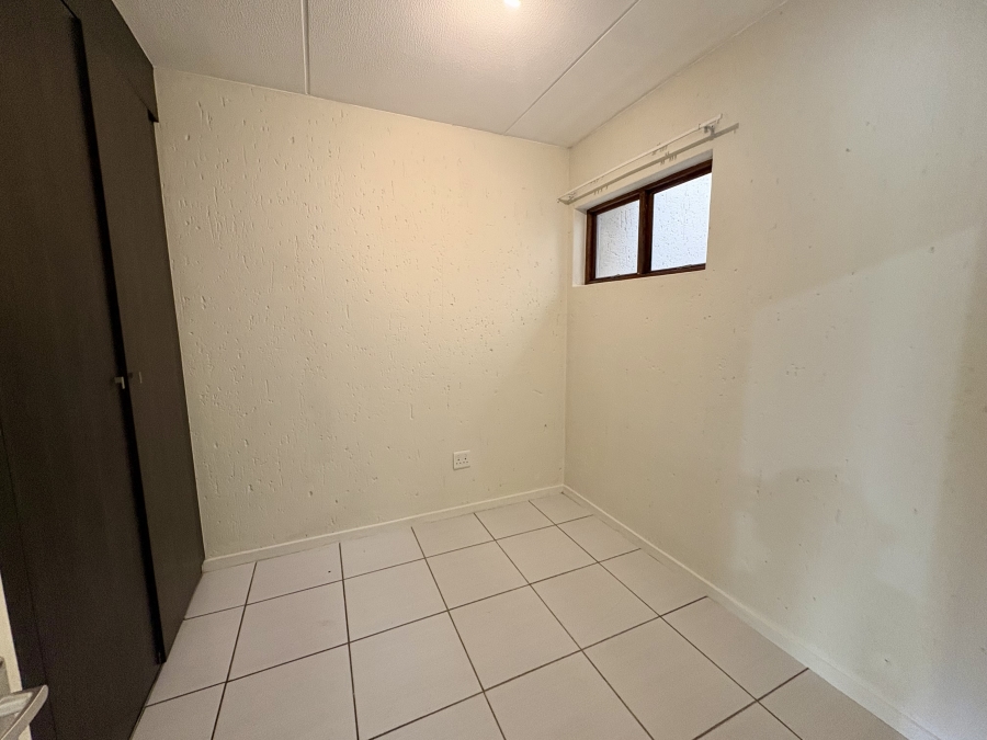 2 Bedroom Property for Sale in Paulshof Gauteng