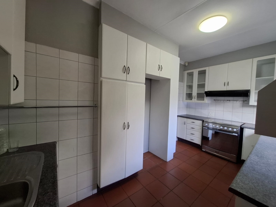 To Let 3 Bedroom Property for Rent in Garsfontein Gauteng
