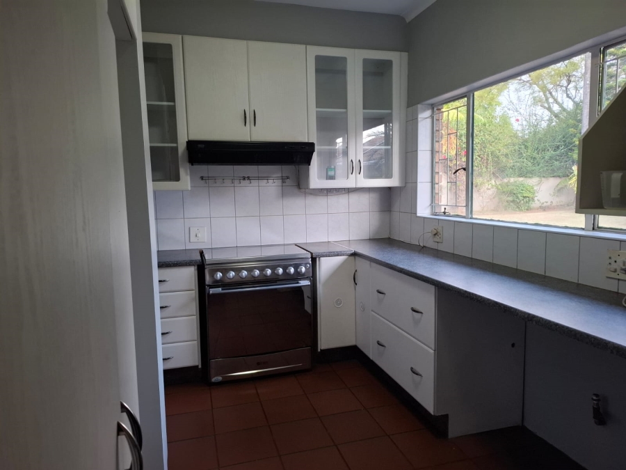 To Let 3 Bedroom Property for Rent in Garsfontein Gauteng