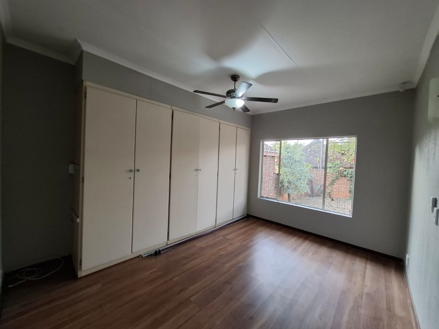 To Let 3 Bedroom Property for Rent in Garsfontein Gauteng