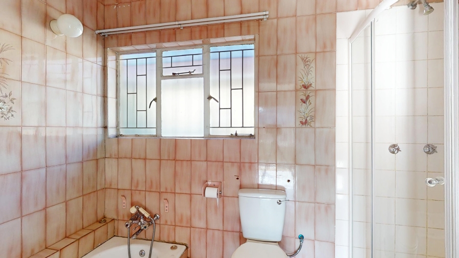 6 Bedroom Property for Sale in Freeway Park Gauteng