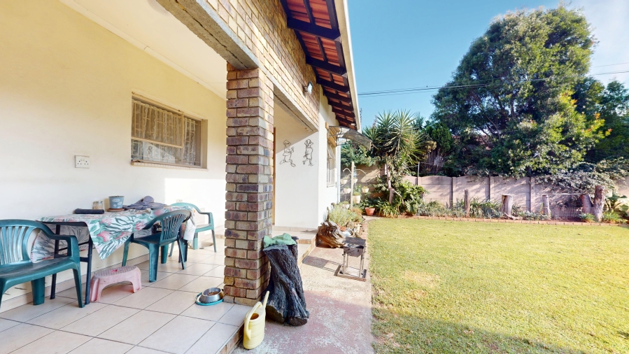 6 Bedroom Property for Sale in Freeway Park Gauteng