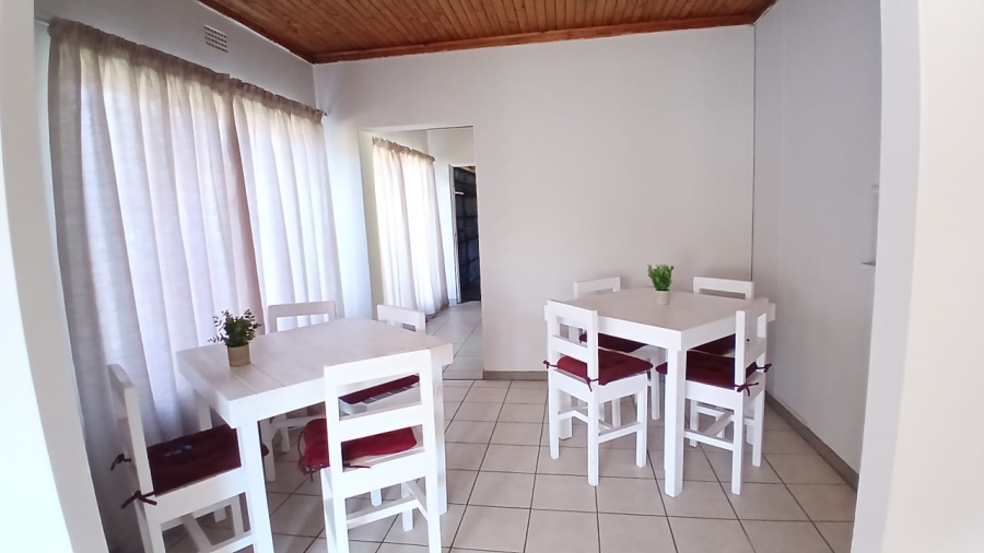 6 Bedroom Property for Sale in Freeway Park Gauteng
