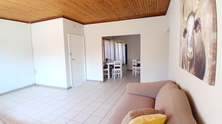 6 Bedroom Property for Sale in Freeway Park Gauteng